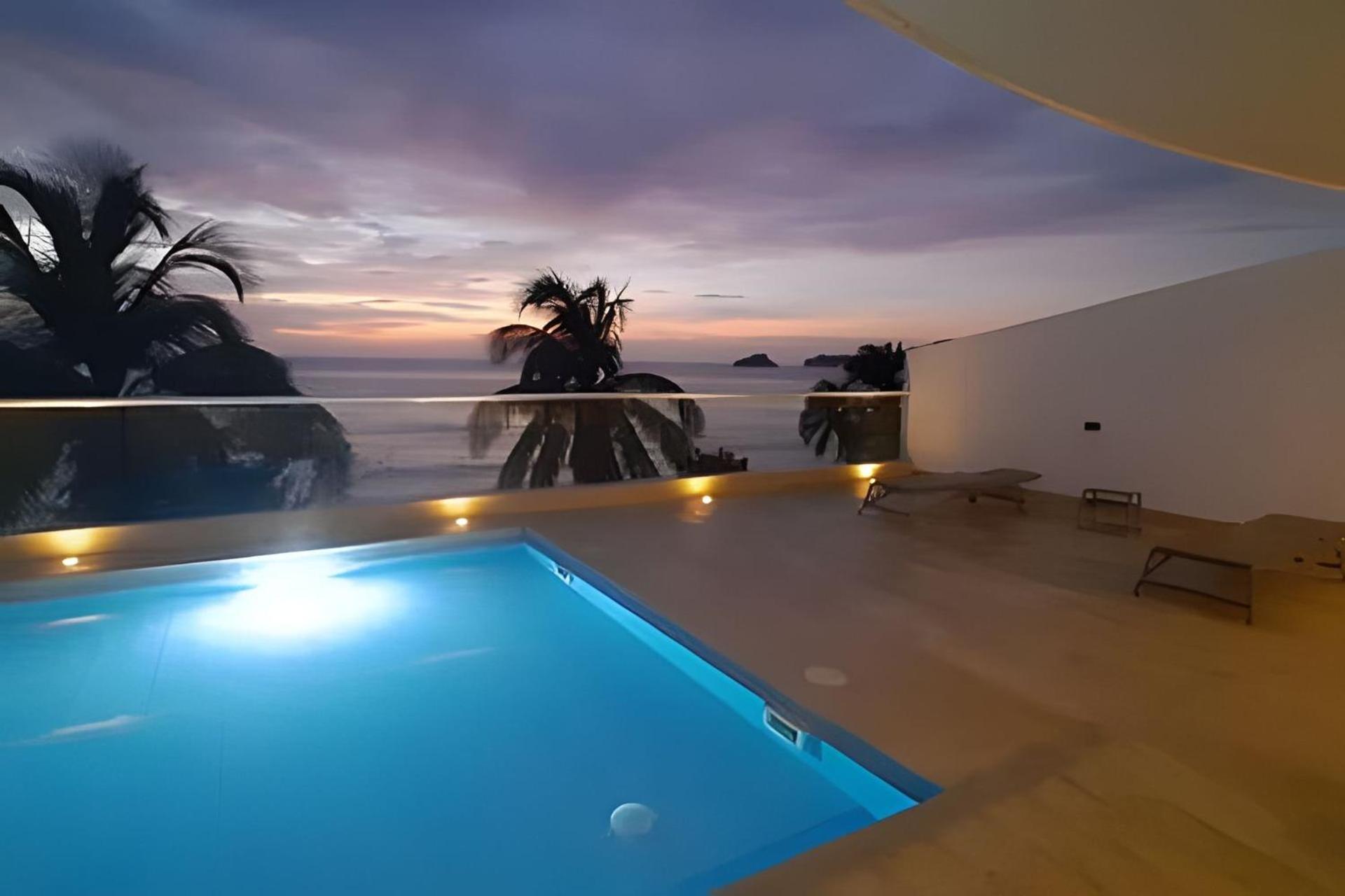 5* 1h Piscina Y Spa, Frente A Playa Playa Salguero * Santa Marta (Magdalena)